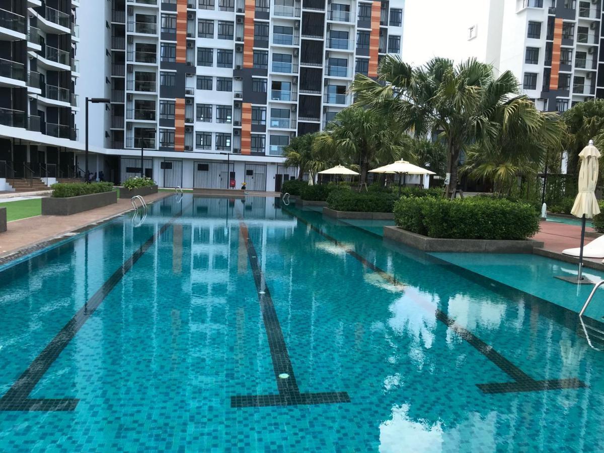 Timurbay Residence By Onehomes Kuantan Luaran gambar